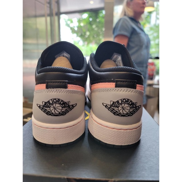 jordan 1 low white grey pink size 7 - Picture 3 of 9